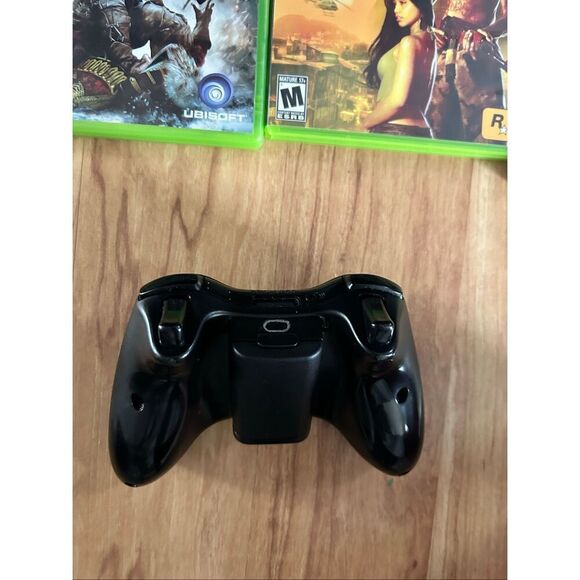 Xbox 360 game console and games with Kinect bundle games and one remote - Picture 8 of 8